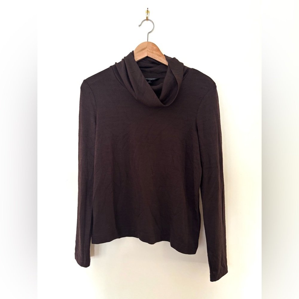 NWOT Banana Republic Luxespun top